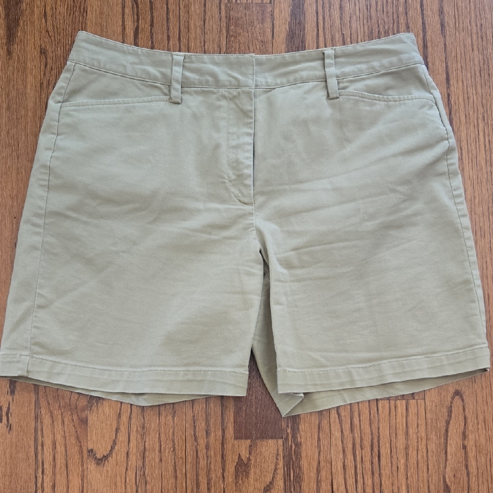 Lands' End Size 10 Khaki Classic Mid-Rise Cotton Walking Shorts